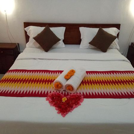 Toyapakeh Bagoesfull Homestay חדר תמונה