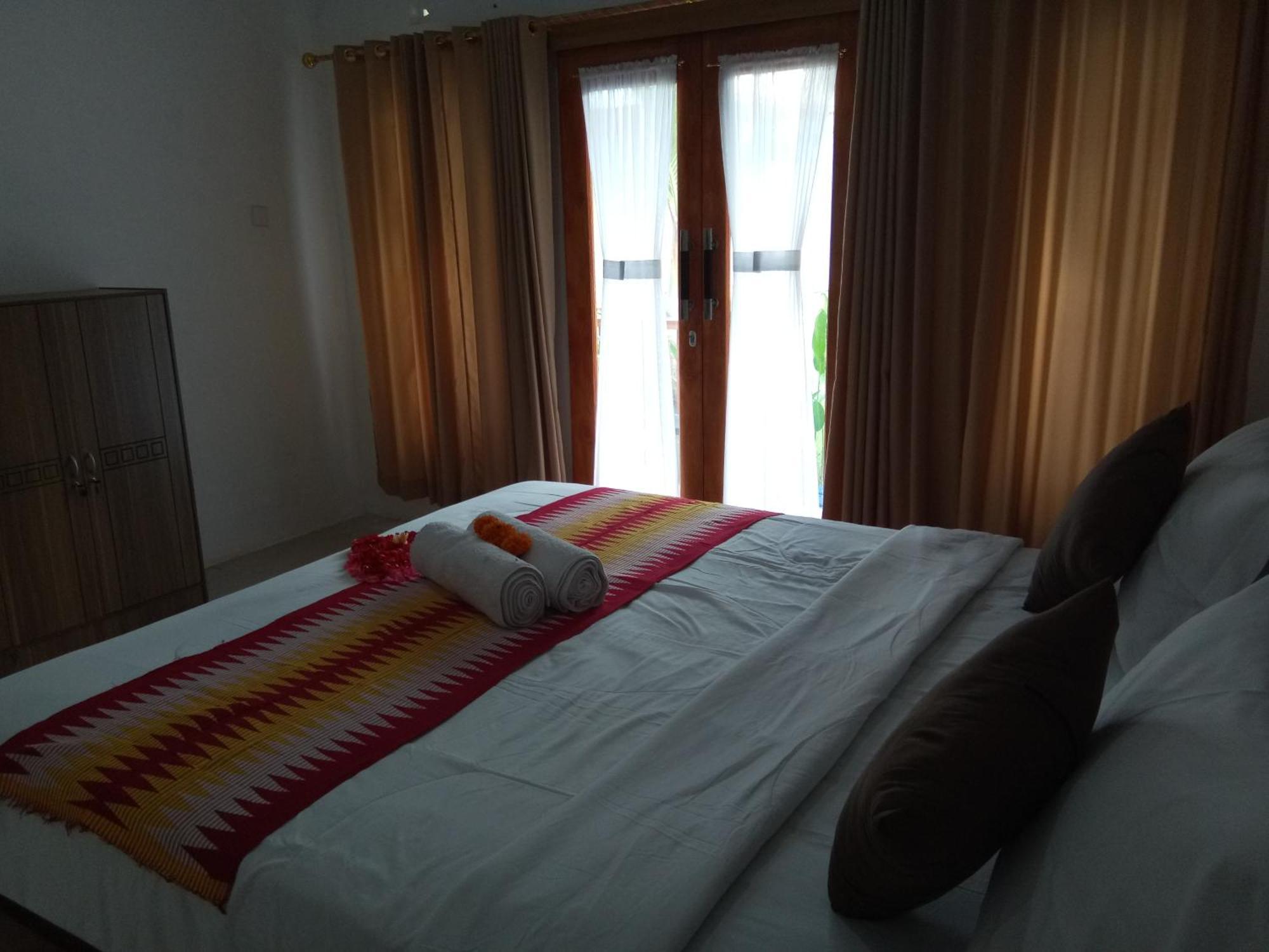 Toyapakeh Bagoesfull Homestay חדר תמונה