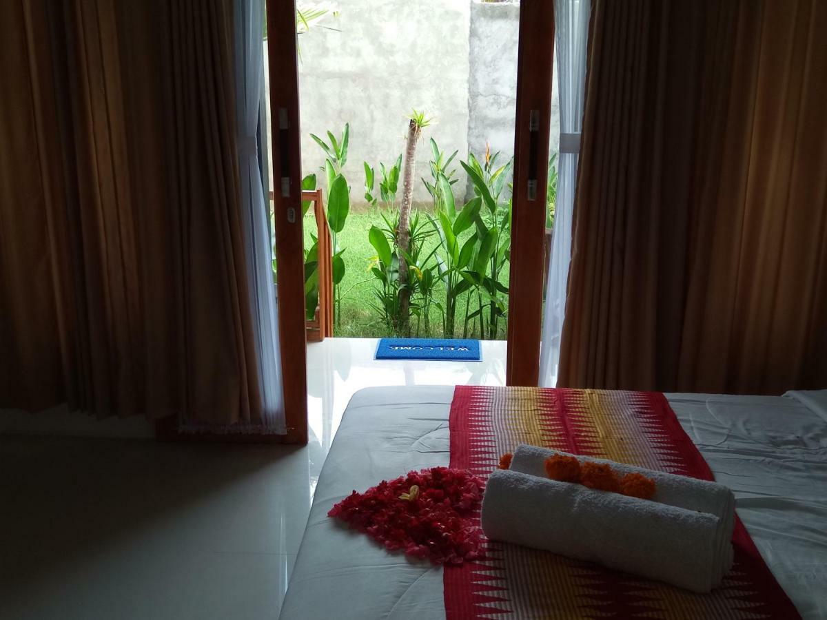 Toyapakeh Bagoesfull Homestay מראה חיצוני תמונה